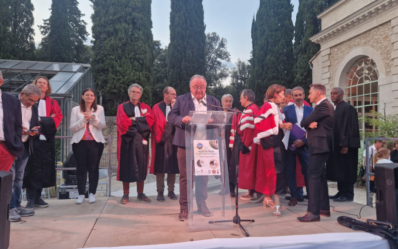 Cérémonie de remise de stéthoscopes